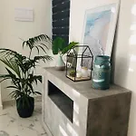 Brand New Sea View With Parking Апартаменты *